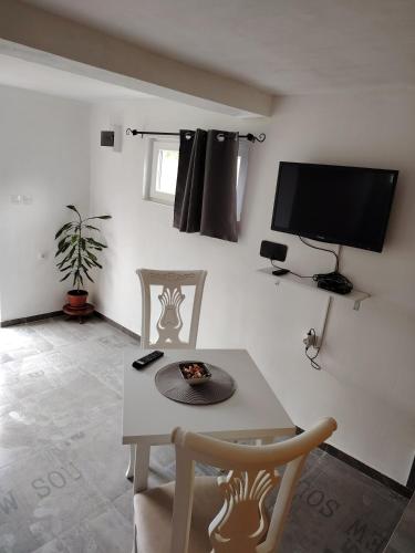 Rural Resort Tron - Rooms in 普盧日內