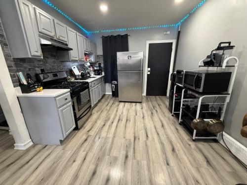 EWRBNB - Private Bedroom in Well sized Shared Apartment - 1 in 伊麗莎白