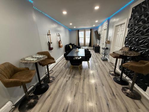 EWRBNB - Private Bedroom in Well sized Shared Apartment - 1 in 伊麗莎白