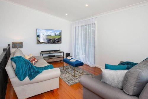 4BR Pet friendly home with ocean views in Kiama