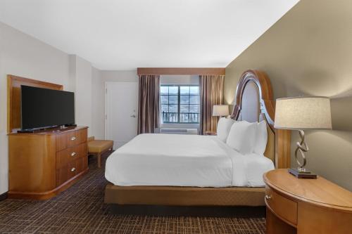 2 bedrooms, 3 beds