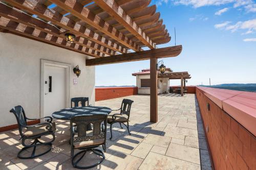 Arc de Texas - Joan of Arc Suite in Johnson Linn (TX)