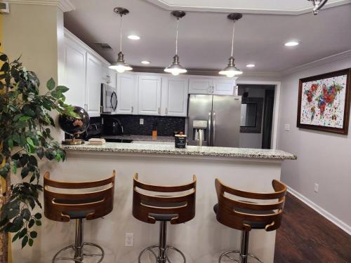 Cozy Quiet Intown ATL Bungalow in Collier Heights