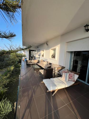 Erkély/terasz, Eden Island Exceptional 5 Stay in Sidi El Haj Bou Derbala