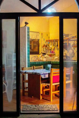 Cabin with fireplace and grill in 里爾蒙特卡辛諾