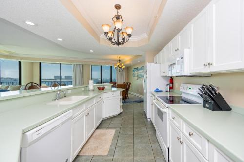 Phoenix on the Bay 1303 condo in Caswell
