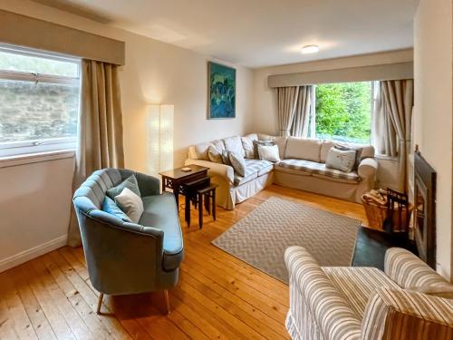 Зовнішній вигляд готелю, Garden View Cottage - Uk50886 in Ladybank
