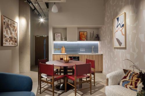 Staycozy Studio Apartments In Acton - Waterloo