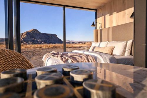 . One-of-a-Kind Mirror Cabin Near Capitol Reef