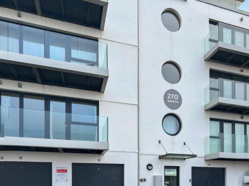 Exterior view, Flat 2 near Lewinnick Lodge
