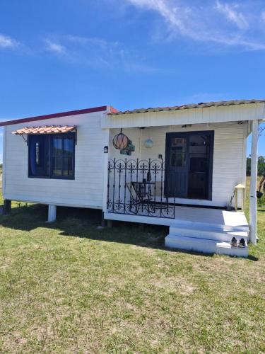 Eco Cabaña Mayjora Refugio natural en el campo, entre el océano Atlántico y la laguna Garzon