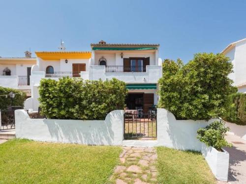 Casa adosada junto al río - 6 pers. - ES-373-84 (Casa adosada junto al rio - 6 pers. - ES-373-84) in Casas Devesa