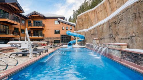 Instalaciones, Alpine Oasis at Frontgate by AvantStay Luxe 3BDR Near Vail w Views Gym Pool Game Room in Avon
