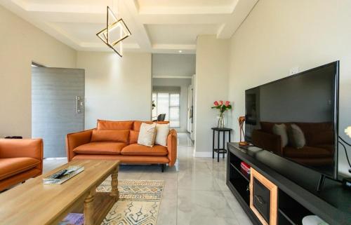 Peaceful 2BR Stay - Masowe II, Maseru in Leidibrandas