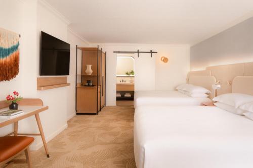 Scottsdale Plaza Resort - image 29