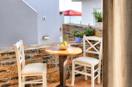 Myrtos Mare Suites - image 6