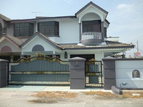 G Six Hotel Sitiawan
