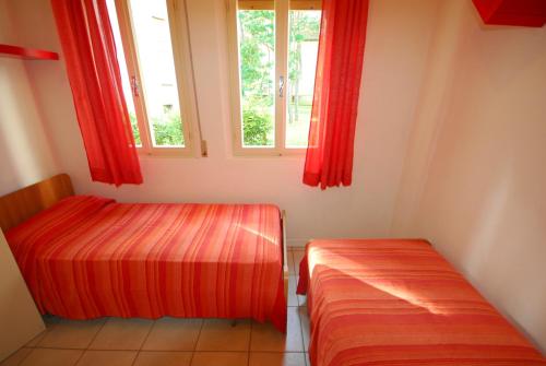 Two-Bedroom Apartment image 4