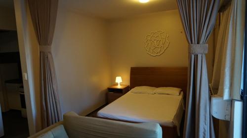 One-Bedroom Apartment image 8