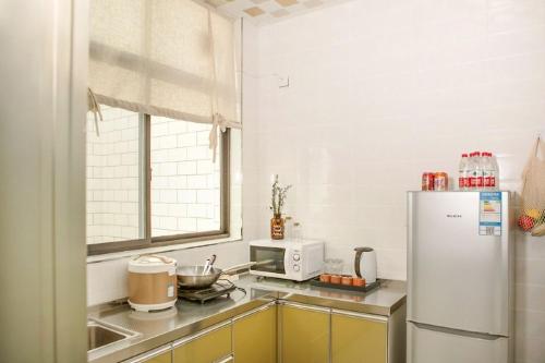 Yiguo Backyard HiddenInn Museum Simple & Hidden Resort Boutique Zhonggulou Huimin Street Branch - image 3