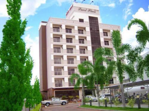 Pearl Place Hotel Ideally located in the Hat Yai North area, Pearl Place Hotel promises a relaxing and wonderful visit. The property offers a wide range of amenities and perks to ensure you have a great time. Service-m