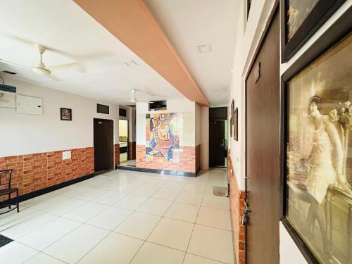 Hotel Srinivas - image 2