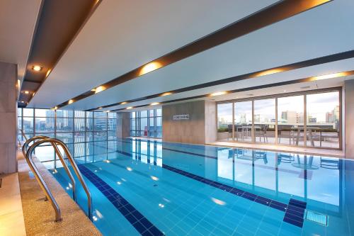 Swimmingpool, Orakai Songdo Park Hotel in Incheon