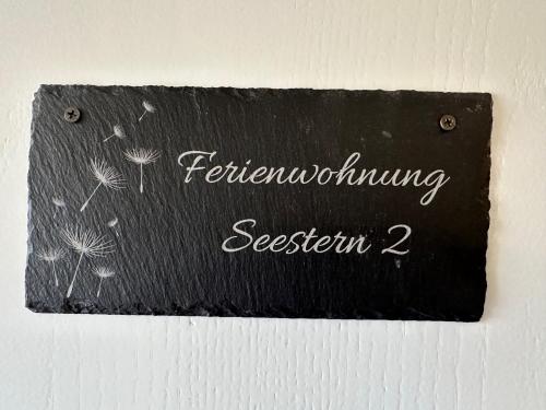 Apartment with Mountain View