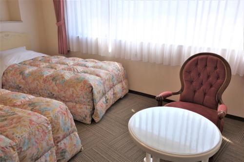 room detail thumbnail 1