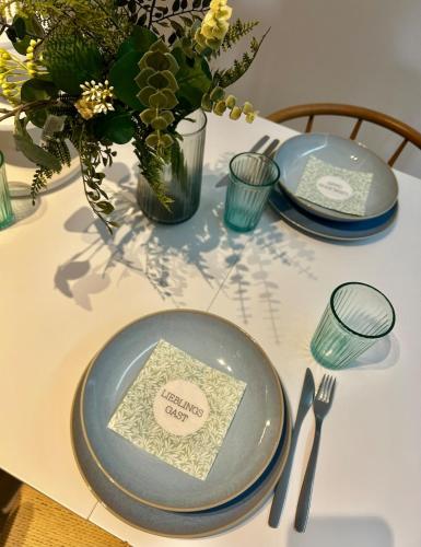 Kitchen, Modern apartment with parking & Wi-Fi in Zwingenberg