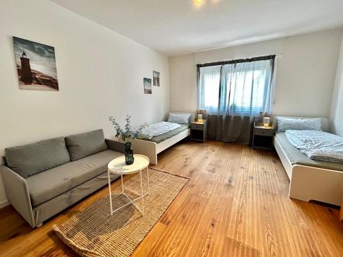 Modern apartment with parking & Wi-Fi in Zwingenberg