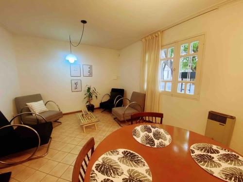 Style, comfort and the best location with carport