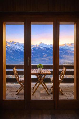 Appartement 2 pièces avec vue - à 2 pas des pistes – khách sạn tại Raerettes