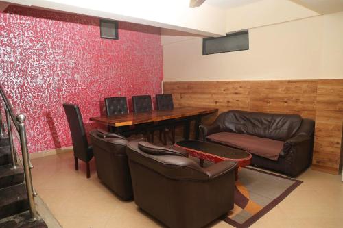 Virksham Hotel Ganapathy in 加納帕蒂