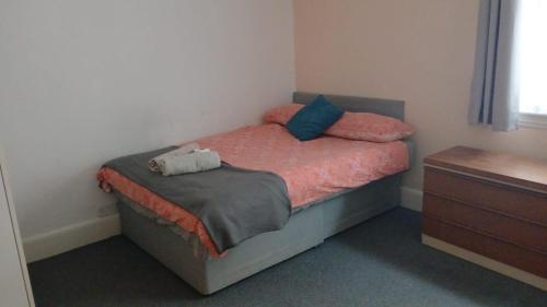 Devonshire House Room Type - Large Double Room