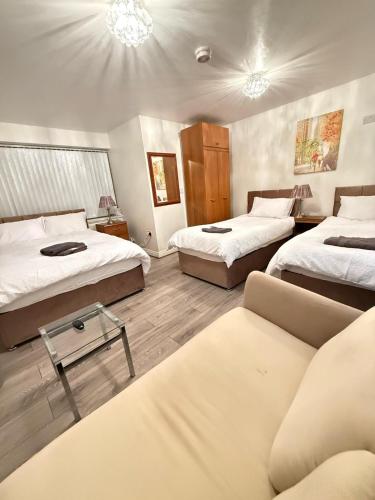 The RS Prime - Homestay Premium Private Rooms Near Train Station, Airport, NEC For Company, Contractor Stays - HS2, JLR Onsite Secure Parking, Birmingham (photo 6)