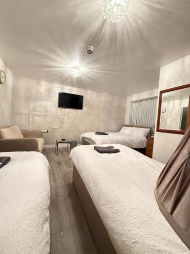 The RS Prime - Homestay Premium Private Rooms Near Train Station, Airport, NEC For Company, Contractor Stays - HS2, JLR Onsite Secure Parking, Birmingham (photo 8)