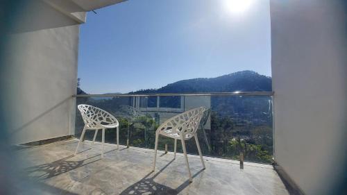 m² 2 magamistuba, 2 privaatset vannituba  kohas Bageshwar
 (Nileshwar HomeStay) in Bageshwar