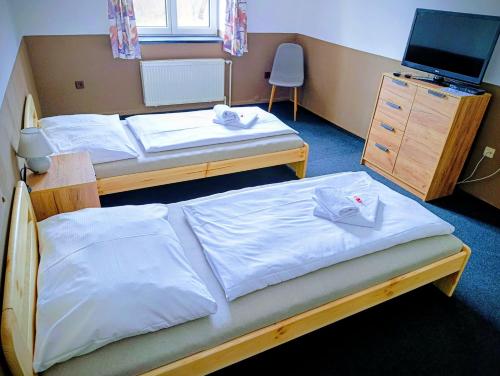 1 double bed