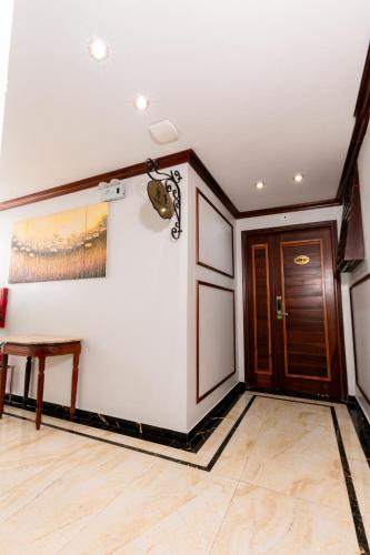The Eastern Hotel & Apartment- Near CatBi Airport in Ngã Năm / Cát Bi Airport