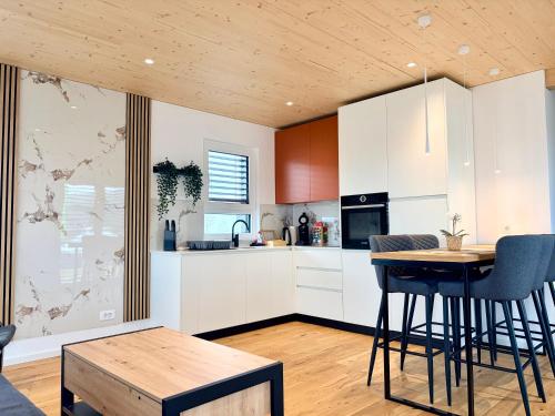 Konyha, Chalet du calme Gersthofen in Gersthofen