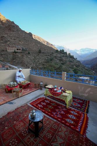 Adrar view lodge in Tamatert