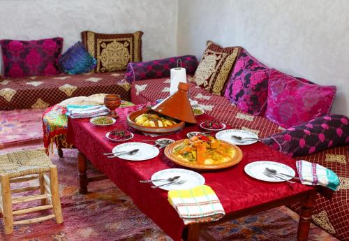 Adrar view lodge in Tamatert