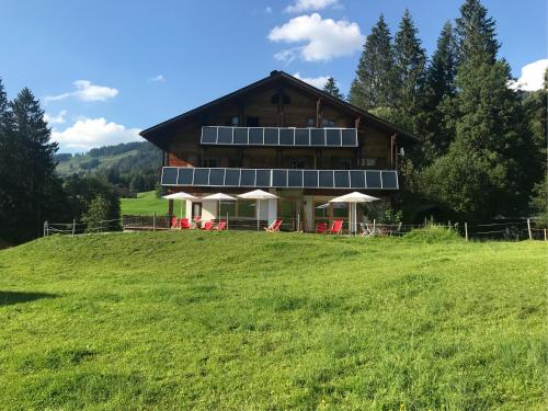 Viesnīcas āriene, Ferienwohnung Bergblick am Rande der Wildnis in Sibratsgfall