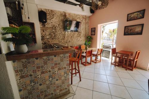 Bar/lounge, Casa Zahri Boutique Hostel in Cartagena