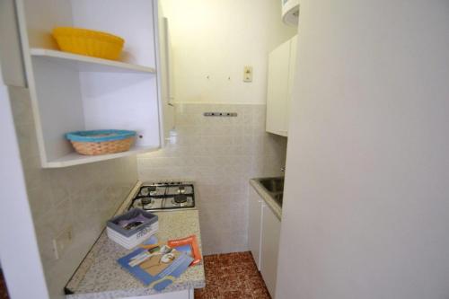 Comfy apartment by the beach - image 3