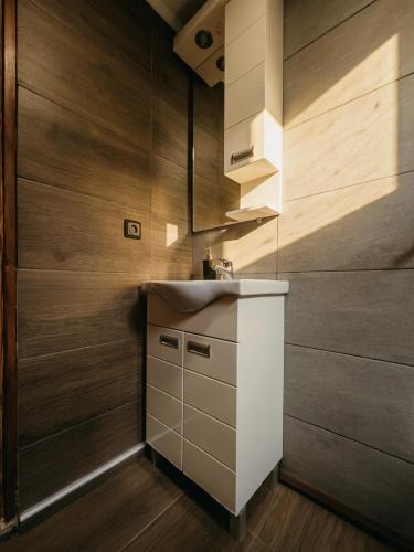 Etno Kutak Purtić, Đakuzi od aprila - Apartment - Ljubovija