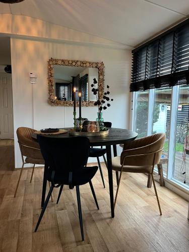 JOY Boutique Chalet Berkhout - Hoorn in Berkhout