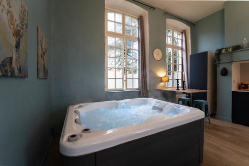 GJ Holiday Escapes Le Spa du Château (GJ Holiday Escapes Le Spa du Chateau) in Echinghen