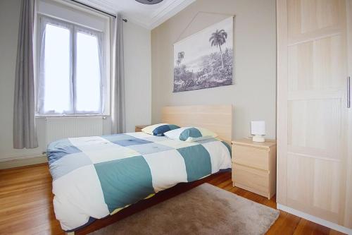 Cozy apartment - city center in Havange